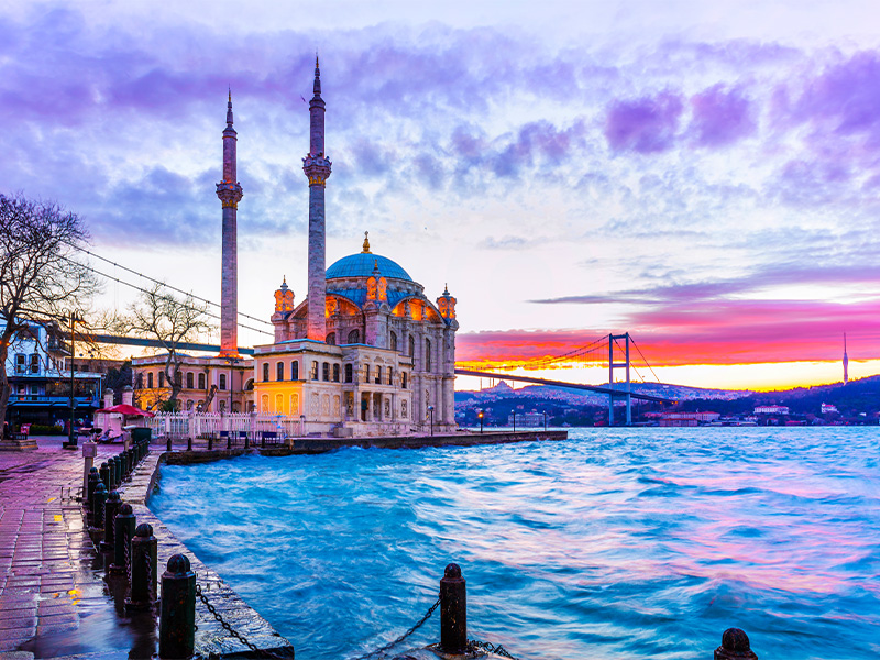 تور استانبول ( ویژه تعطیلات شهریور ماه )